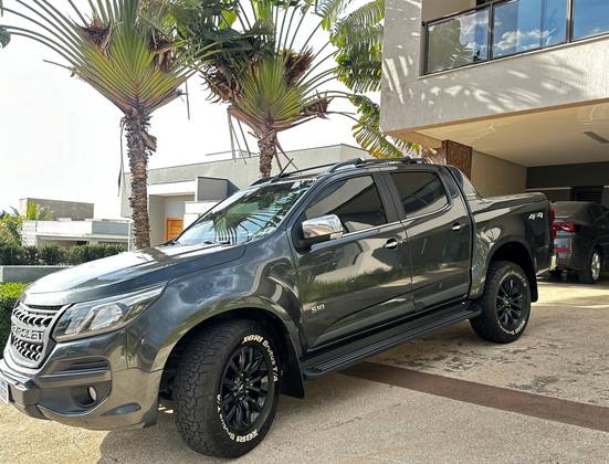 CHEVROLET S10 2.8 HIGH COUNTRY 4X4 CD 16V TURBO DIESEL 4P AUTOMÁTICO